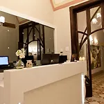 Palazzo Arco Cadura &
